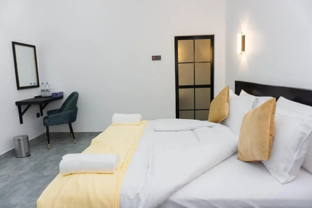 Rome Transit Hotel Negombo 0*,