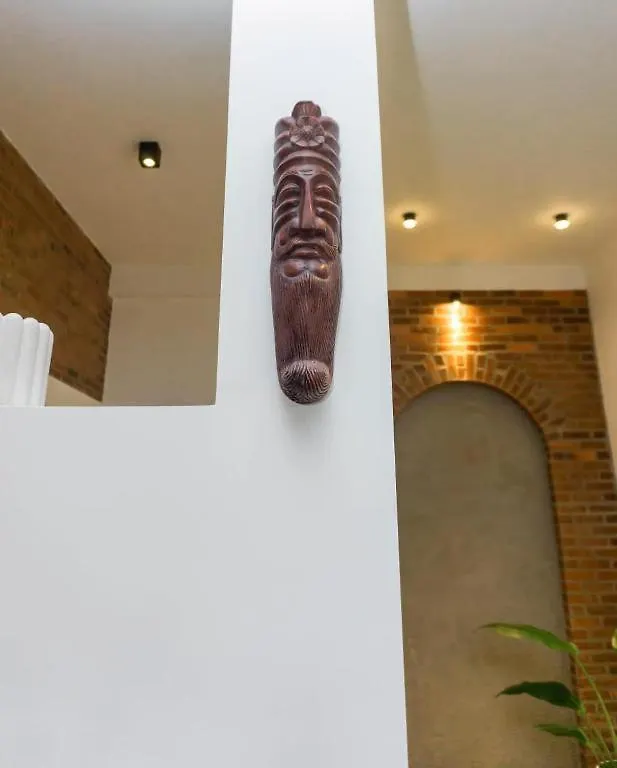 Rome Transit Hotel Negombo
