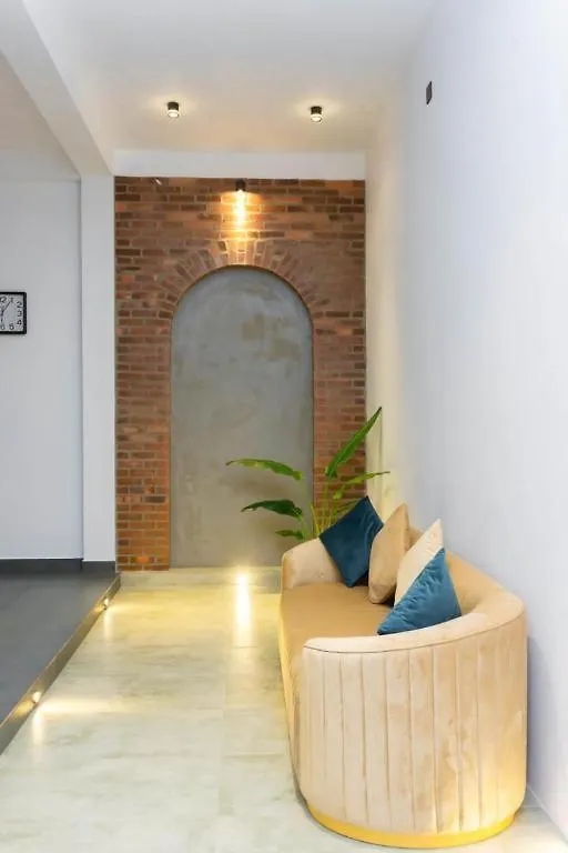 Rome Transit Hotel Negombo